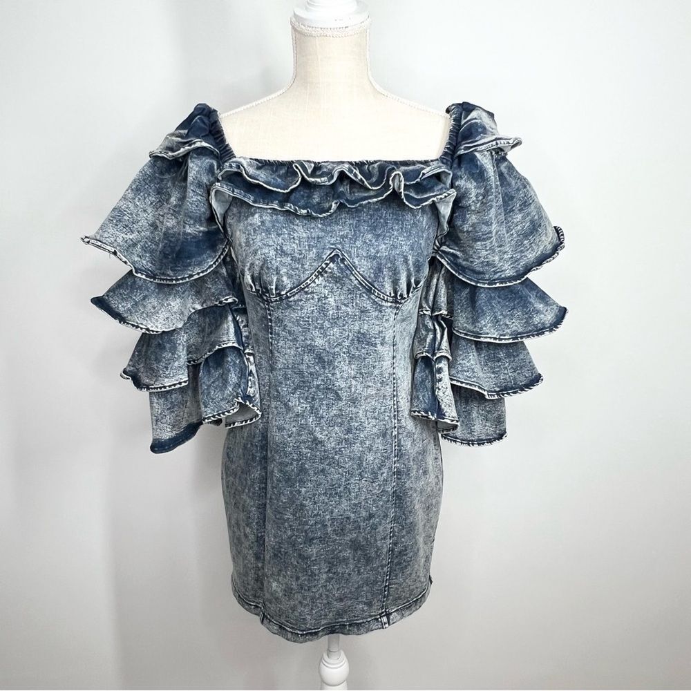 NWOT L’ATISTE by Amy Denim Ruffle Sleeve Bodycon Mini Dress Medium